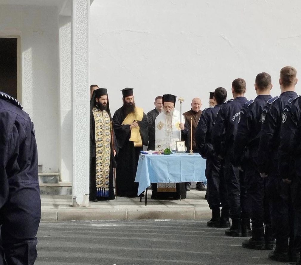 Την Τετάρτη 15-11-2023 ώρα 11:00 στην Σχολή Αστυφυλάκων Γρεβενών τελέστηκε αγιασμός μετά από δέκα (10) χρόνια που ήταν σε αναστολή λειτουργίας.